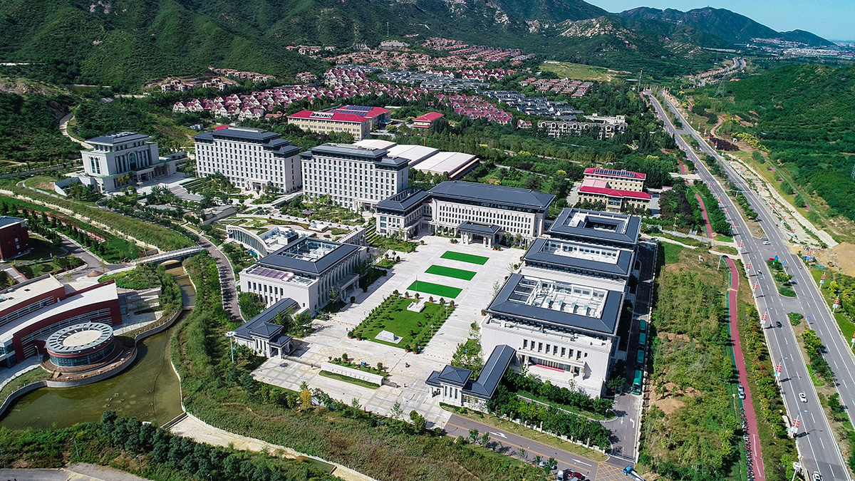 ������Ե-����