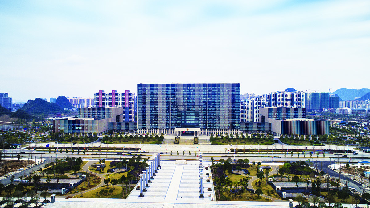 ������Ե-����