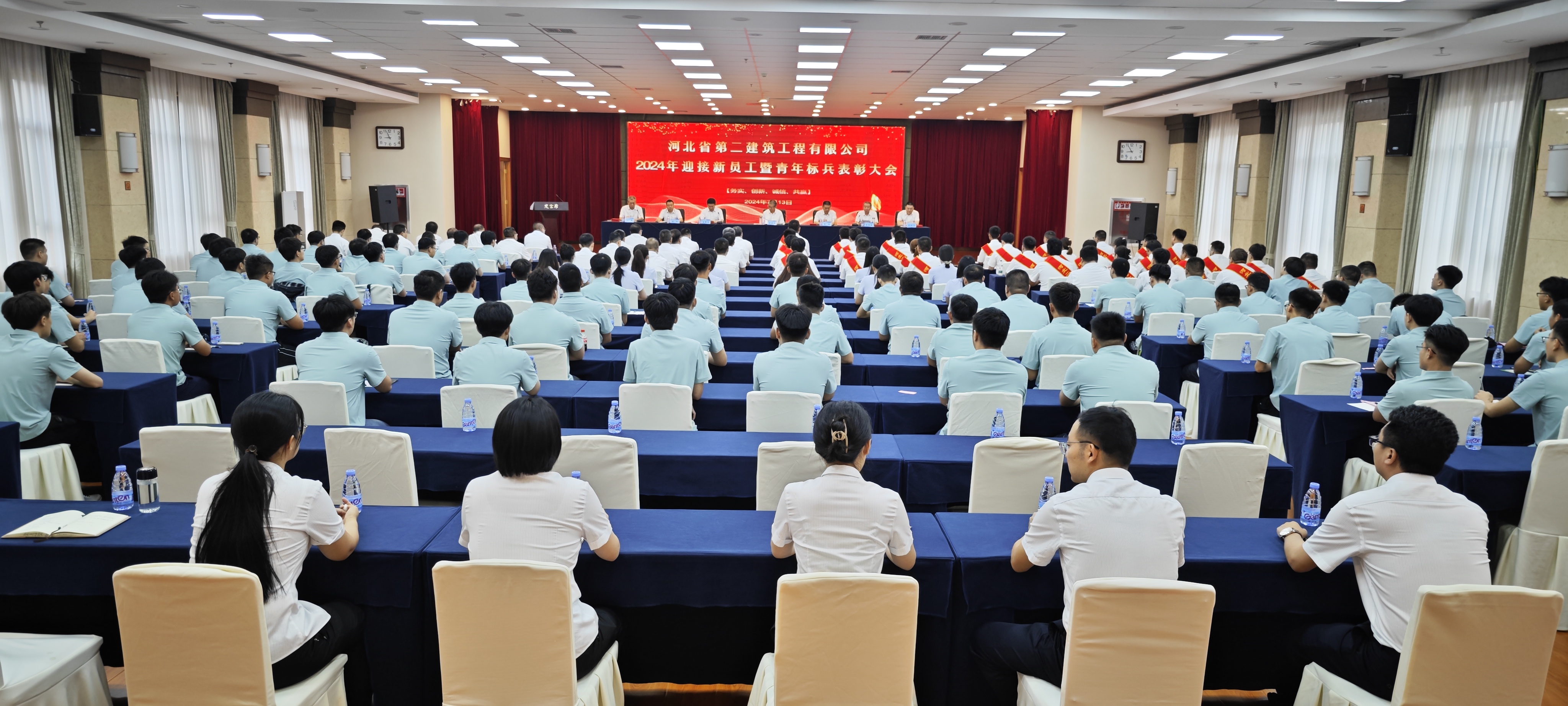 ������Ե-����