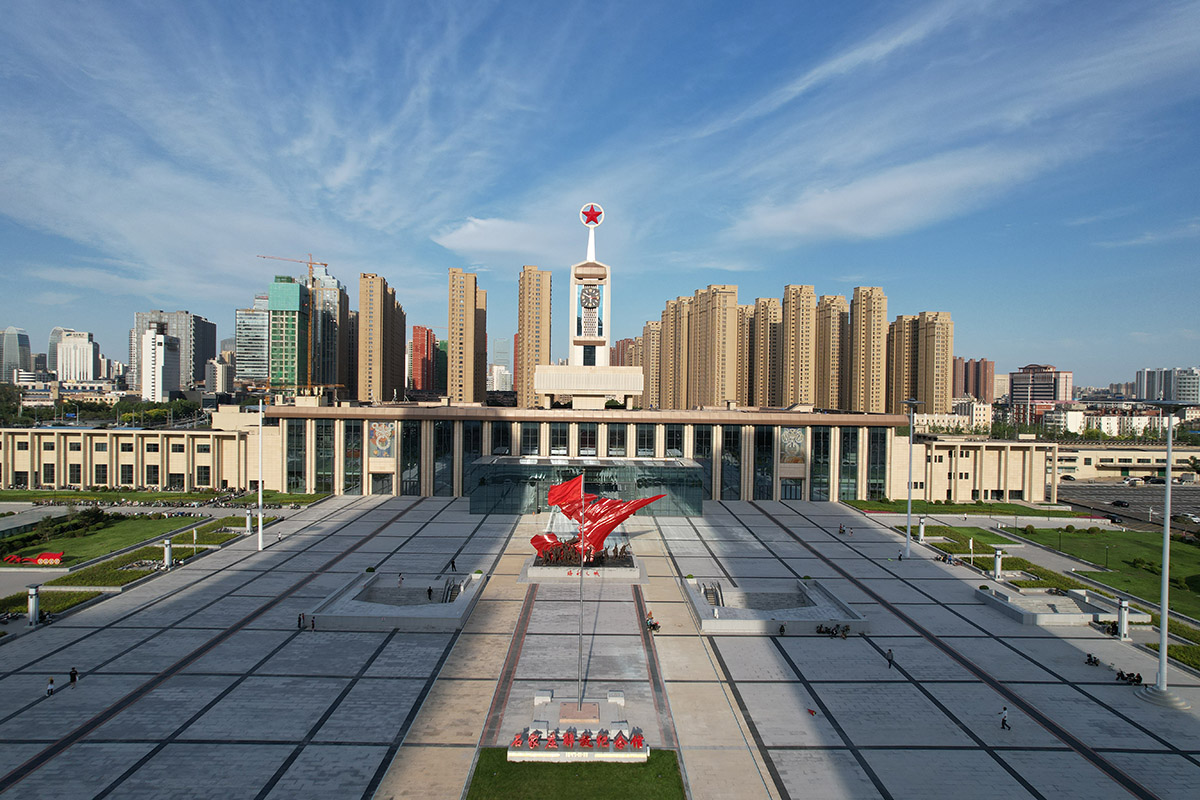 ������Ե-����