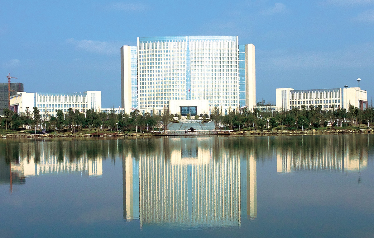 ������Ե-����